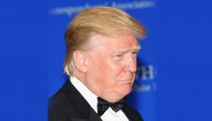 BIVŠA FRIZERKA OTKRILA zašto Tramp ima ovako čudnu frizuru i ko mu je pravi (FOTO)
