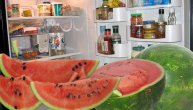 Svi prave veliku grešku kada stavljaju lubenicu u frižider - a nisu ni svesni koliko može da bude opasna