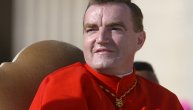 Hrvat među najbogatijim ljudima Vatikana: Šestorica biskupa u banci drže 3,4 miliona evra, među njima i zagrebački kardinal (FOTO)