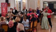 Oficirski bal za povratak tradiciji: Srpski oficiri oživeli lepotu i duh tradicionalne muzike i vratili nas u neka stara, dobra vremena (FOTO)